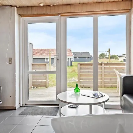 2 Bedroom Cozy In Vakantiehuis