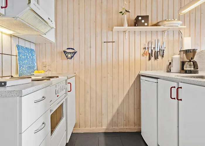 2 Bedroom Cozy In 德斯泰德